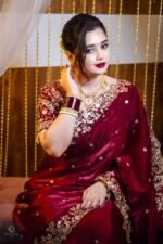 রয়্যাল জিম্মিচু ভেলভেট শাড়ি - মেরুন কালার