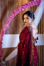 রয়্যাল জিম্মিচু ভেলভেট শাড়ি - মেরুন কালার - Image 2